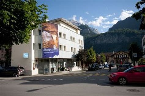 ../../holiday-hotels/?HolidayID=7&HotelID=3&HolidayName=Switzerland-Switzerland+%2D+Meiringen+%2D+Crossroads+of+Five+Passes+-&HotelName=Hotel+Meiringen+">Hotel Meiringen 